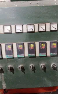 به دو نفر همکار نیازمندیم