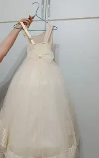 پیراهن دخترانه
