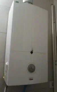 آب گرمکن دیواری بوتان