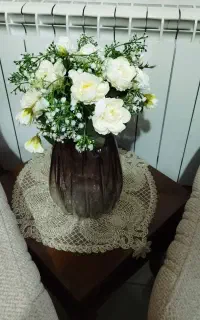 گل و گلدان مصنوعی