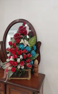 دسته گل بزرگ سالم و تمیز مناسب هدیه