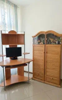 میز گیمینگه با یه کمد