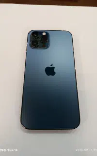 ایفون 12 Pro Max با لوازم کاملا نو