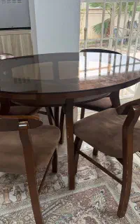 میز ناهار خوری چهار نفره