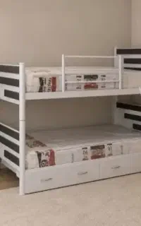 تخت دو طبقه فلزی