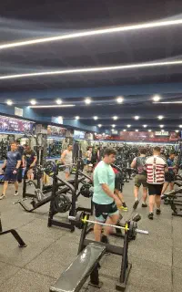 کارگر  ساده جهت کار در باشگاه ورزشی