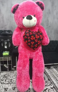 عروسک بزرگ