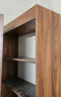 کتابخانه چوبی
