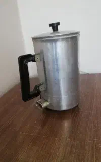 کتری برقی یک لیتری کارکرده