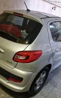 پژو 207 اتومات پانا جهت معاوضه با شاسی یا واحد