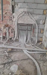 لوله کشی آب‌  و گاز