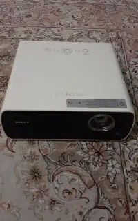 ویدیو پروژکتور اصلی سونی