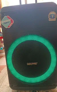 اسپیکر شارژی GEEPAS GMS11158 با میکروفون، در حد نو