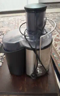 آبمیوه گیر