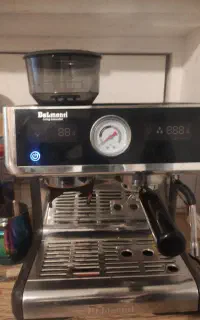 اسپرسو ساز دلمونتی