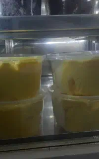کار در بستنی فروشی