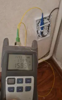 خدمات فیبر نوری