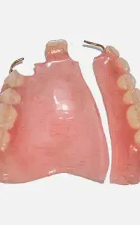 ساخت و تعمیر دندان مصنوعی