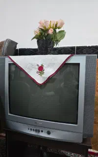 تلویزیون 21اینچ