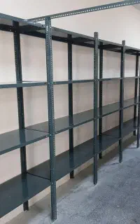 قفسه چارپایه ای پیچ‌ و مهره