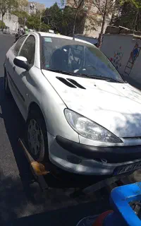 ۲۰۶/ خریدکارشناسی معاوضه خودروی تصادفی شما