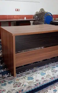 سه عدد میز