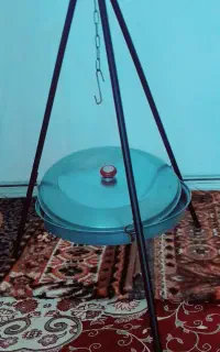 تابه سه پایه
