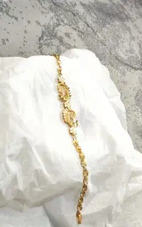 دستبند واقعا در حدنو