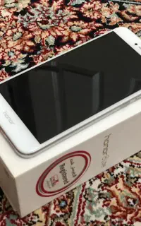 گوشی هونور ۸ لایت ( زیر خاکی )