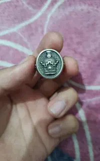 انگشتر بدون خط و خش