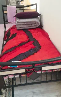 تخت تکنفره فلزی فقط ۲ میلیون
