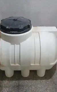 مخزن آب