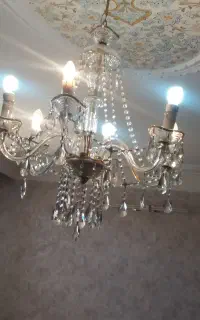 لوستر کریستالی کاملا سالم وتمیز