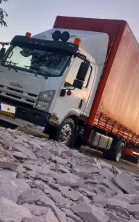 باربری .حمل نقل اثاثیه منزل کارگر خالی