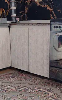 فر گاز و کابینت آشپزخانه