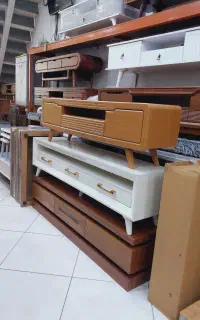 میز تلویزیون