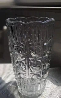 گلدان کریستال قدیمی