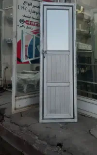 درب آلومینومی قدیمی سنگین