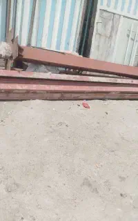تیرآهن 14 و 2 عدد در ماشین رو