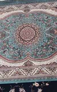 فرش فیروزه ای درحد نو