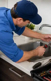 لوله کش آب و فاضلاب برقکار ساختمان 24 ساعته تضمینی