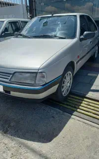 پژو ۴۰۵ مدل ۱۳۸۹