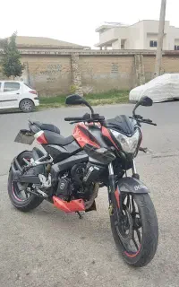 ان اس مزاید ۹۳