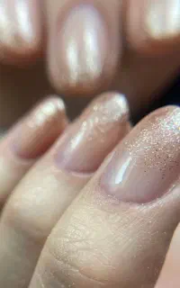 آف آموزش تخصصی کاشت ناخن