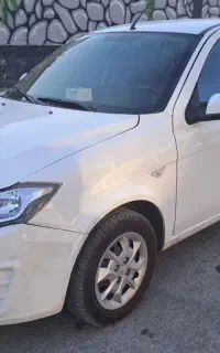 ساینا سفید