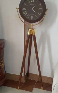 ساعت ایستاده