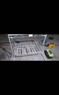 گهواره فلزی