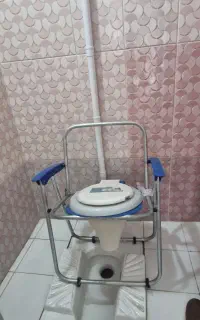 توالت فرنگی  تاشو