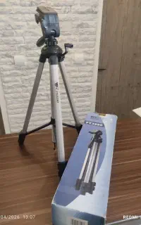 سه پایه دوربین عکاسی