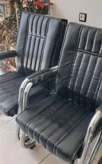 صندلی ۳عدد  دانه یک ملیون